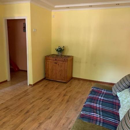 Апартаменти З Усіма Зручностями Černovice Exteriér fotografie